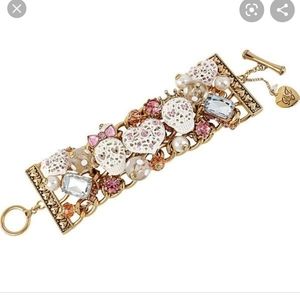 Betsy Johnson White Lace Skull Bracelet